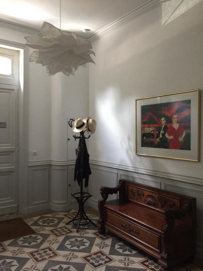 Beautifully Renovated Rooms On Place New York Angoulême Exterior foto